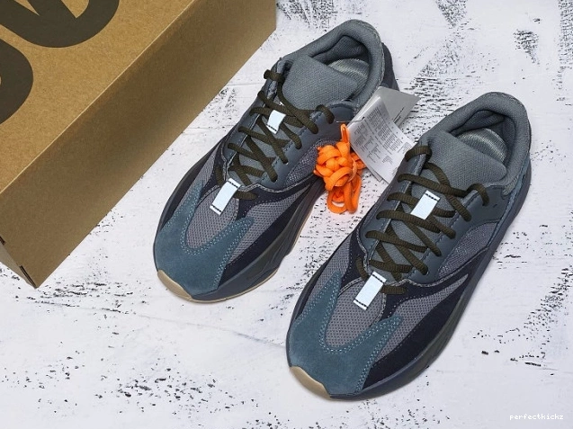 Yeezy Blue Boost Adidas Teal 700 FW2499 0806